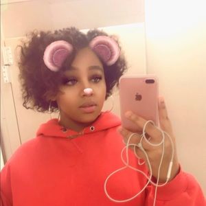 Meet your Posher, Brianna